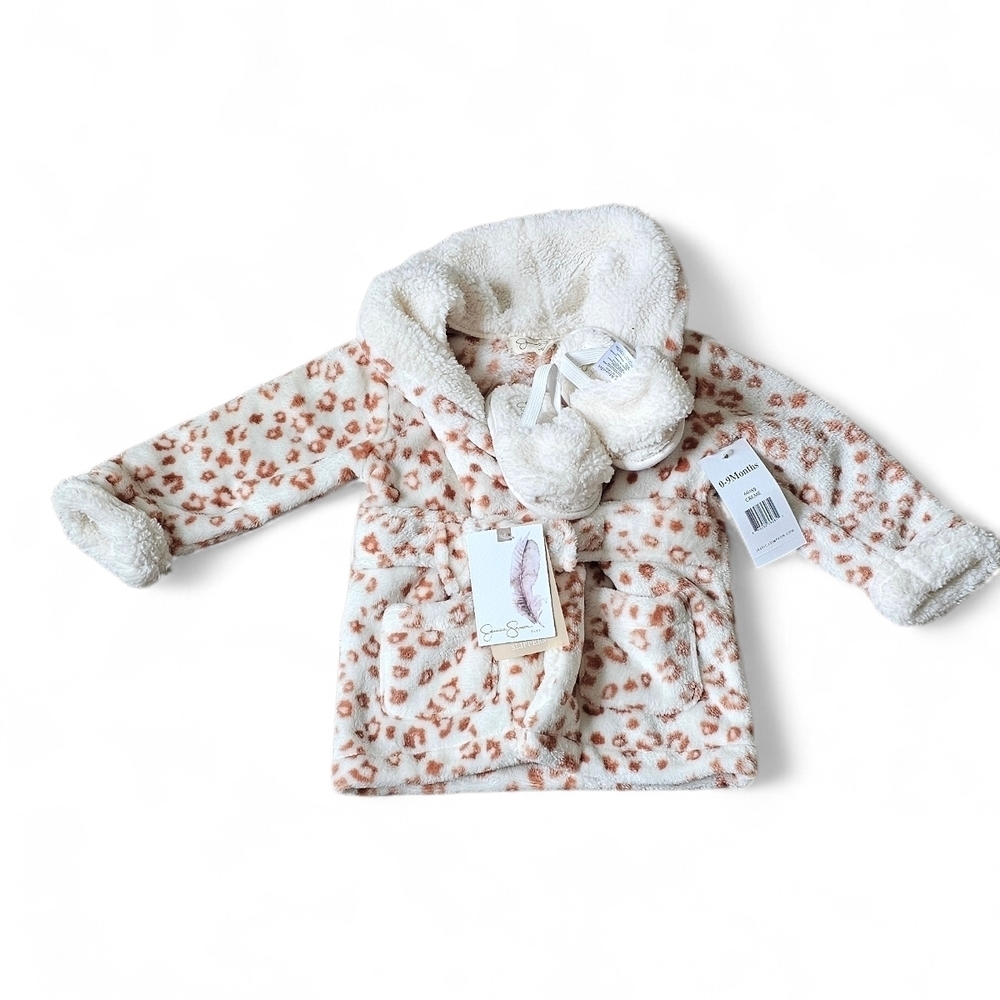 Jessica Simpson Baby Plush Robe & Slippers Set Leopard Print Size 0–9 Months